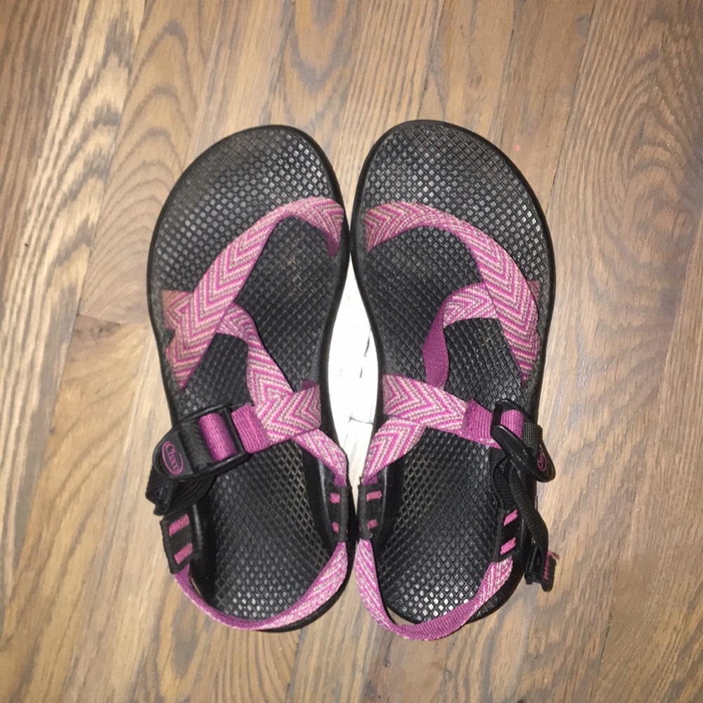 Women’s size 7 Chacos
